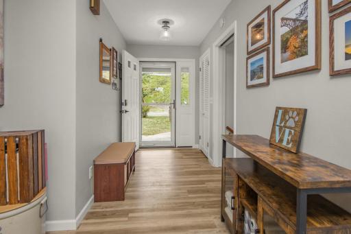 261 6th Street S, Bayport, MN 55003