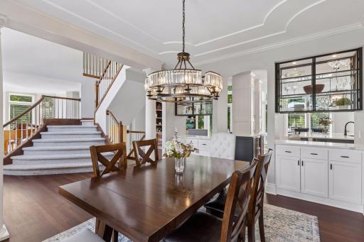 18692 Erin Bay, Eden Prairie, MN 55347