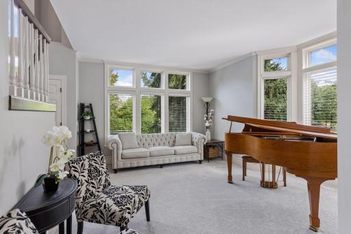 18692 Erin Bay, Eden Prairie, MN 55347