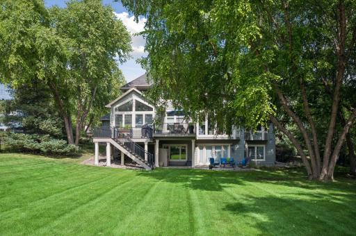 18692 Erin Bay, Eden Prairie, MN 55347