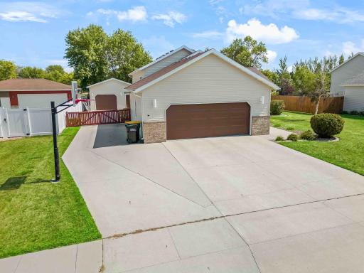 611 11th Street W, West Fargo, ND 58078
