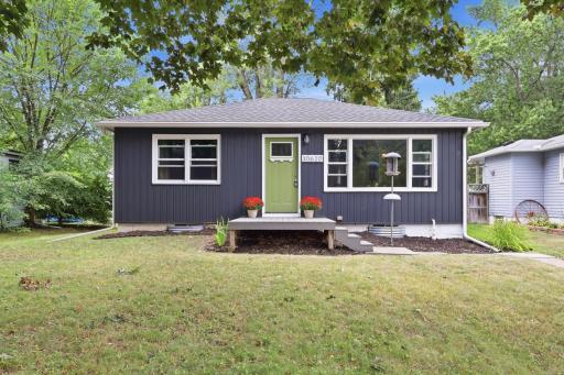 30620 N Lakes Trail, Lindstrom, MN 55045