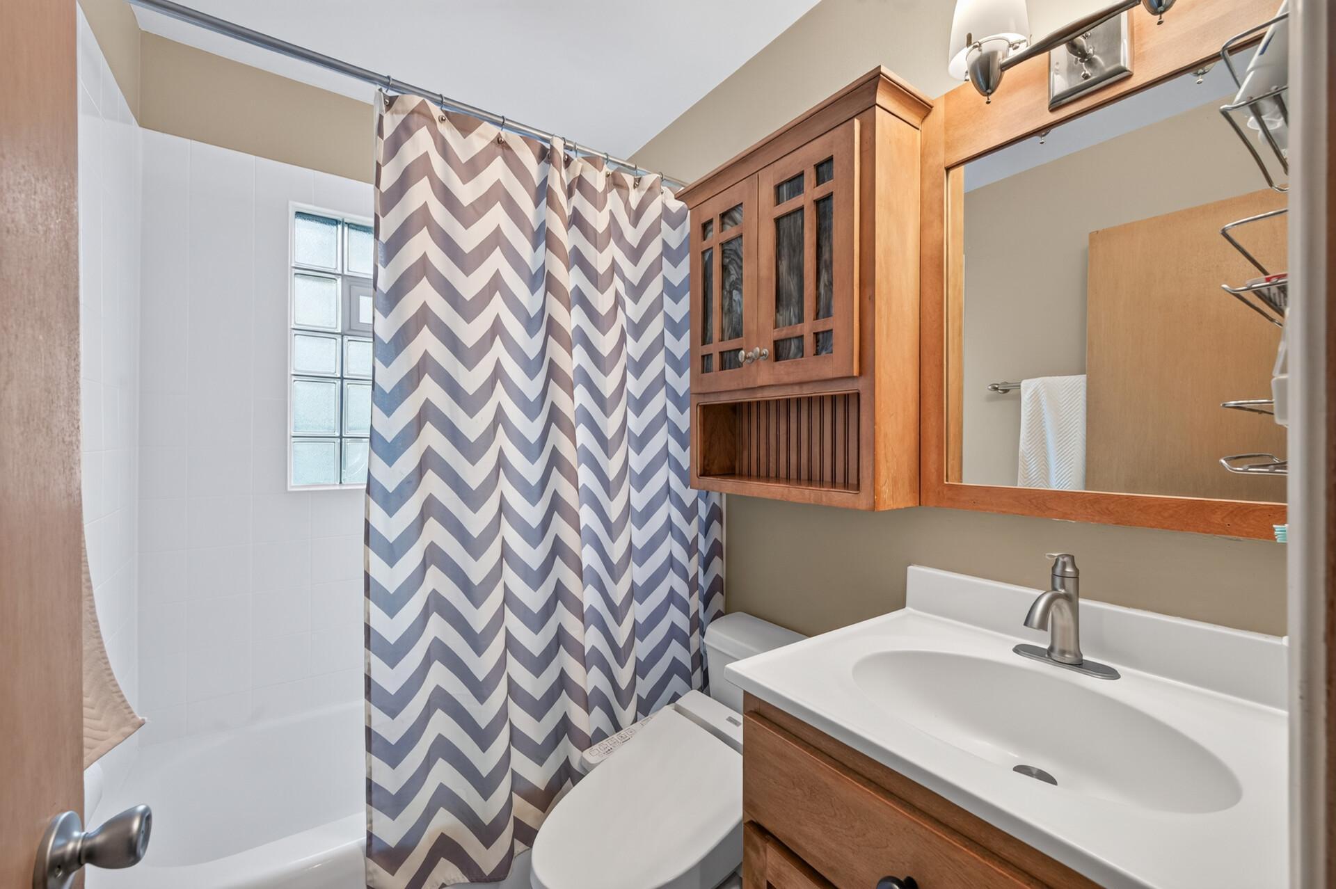 Main Level Bath