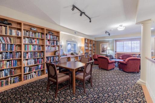 15001 Burnhaven Drive, 216, Burnsville, MN 55306