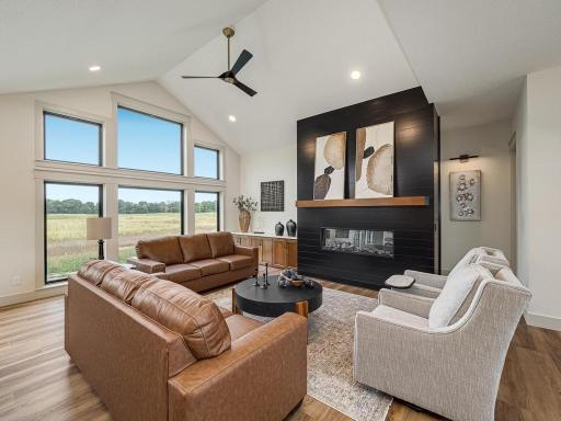 009-083-Living Room-1024x768.jpg