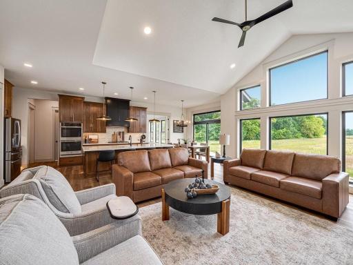 010-048-Living Room-1024x768.jpg