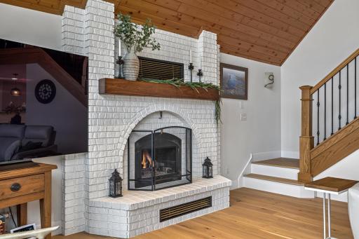 10568 Pine Song Drive SW, Nisswa, MN 56468