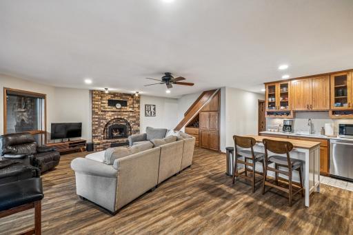 10568 Pine Song Drive SW, Nisswa, MN 56468