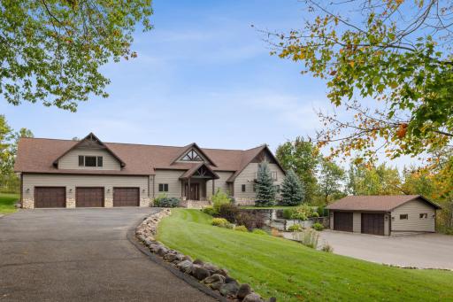 10568 Pine Song Drive SW, Nisswa, MN 56468