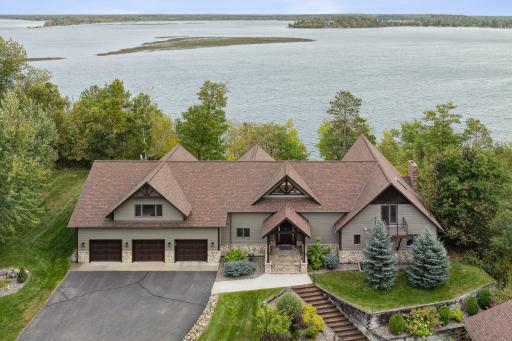 10568 Pine Song Drive SW, Nisswa, MN 56468