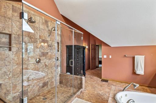 10568 Pine Song Drive SW, Nisswa, MN 56468