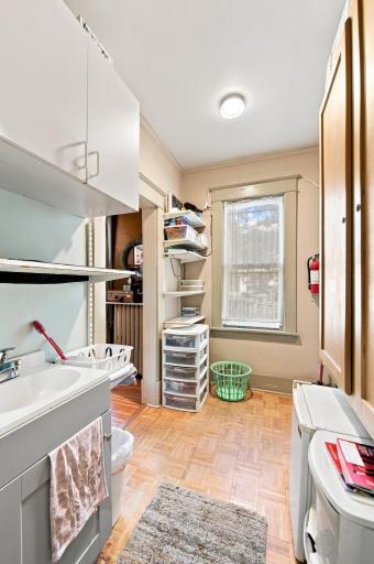 1208 Grand Avenue, Saint Paul, MN 55105