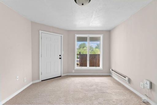 1097 Suburban Avenue, Saint Paul, MN 55106