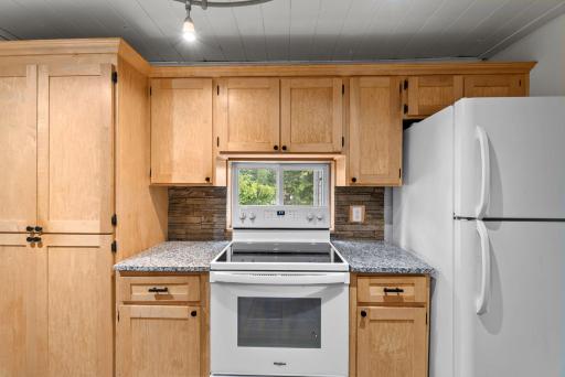 1097 Suburban Avenue, Saint Paul, MN 55106