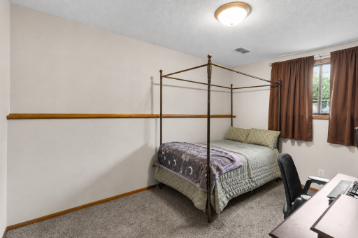 7300 Illies Avenue S, Cottage Grove, MN 55016