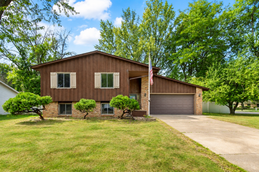 Love living in Cottage Grove! Enjoy beautiful parks, trails, great schools, easy access to the Twin Cities & a welcoming community!