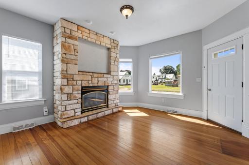 304 East Jefferson St Caledonia MN (2).jpg