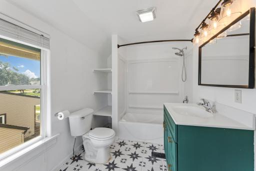 304 East Jefferson St Caledonia MN (13).jpg