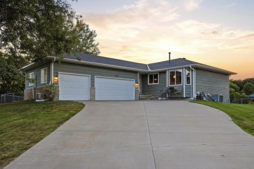 Photo for 1475 Oak Ridge Circle, Monticello, MN 55362 - listing #7133696 1475 Oak Ridge Circle, Monticello, MN 55362