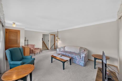 2220 Cardinal Place, Saint Paul, MN 55119