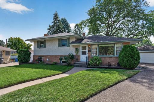 2220 Cardinal Place, Saint Paul, MN 55119