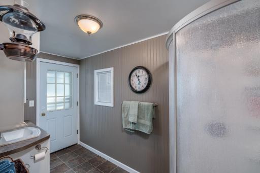 7014 Laura Lane, Saint Peter, MN 56082