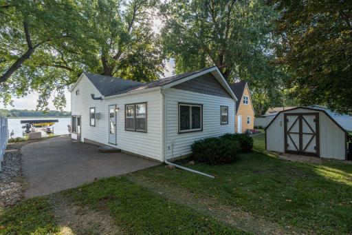 7014 Laura Lane, Saint Peter, MN 56082