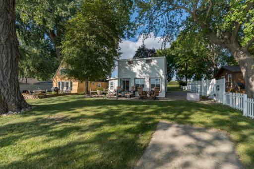 7014 Laura Lane, Saint Peter, MN 56082