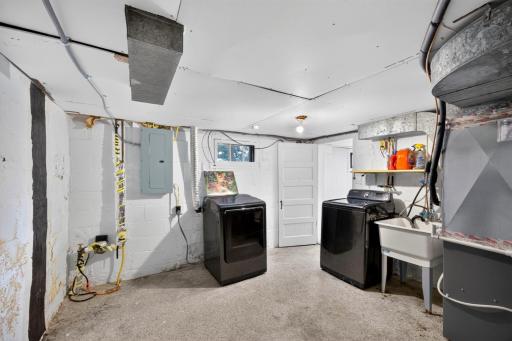 2505 E River Road NE, Rochester, MN 55906