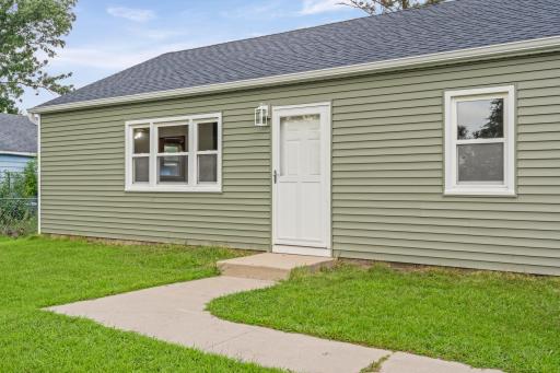 2709 Markay Street SE, Rochester, MN 55904