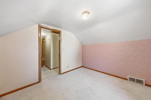 4th Bedroom-upper level