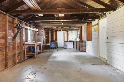 Two car tandem garage