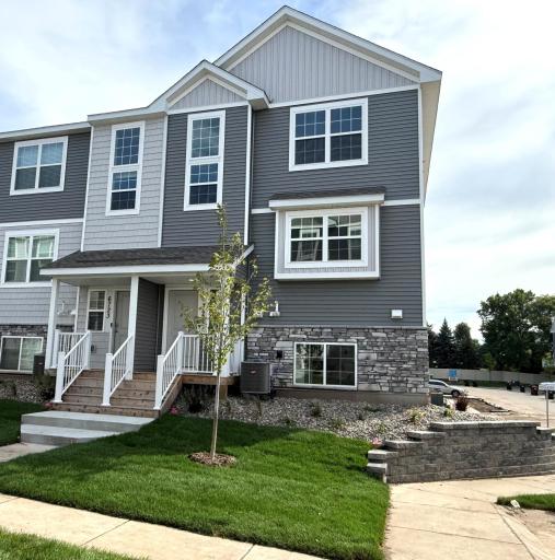 6721 Hinterland Trail S, Cottage Grove, MN 55016