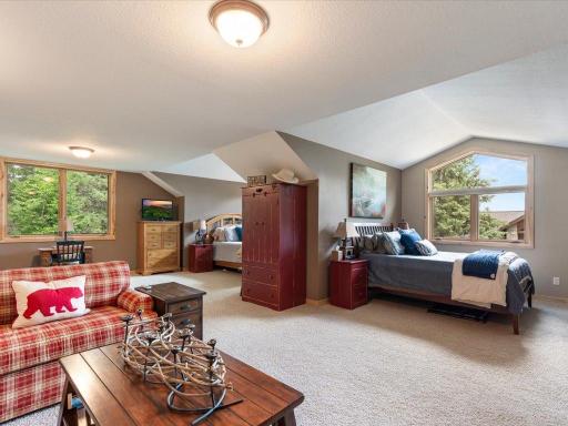 31928 Log Home Drive, Walker, MN 56461