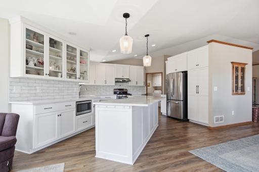 19331 Baldwin Street NW, Elk River, MN 55330
