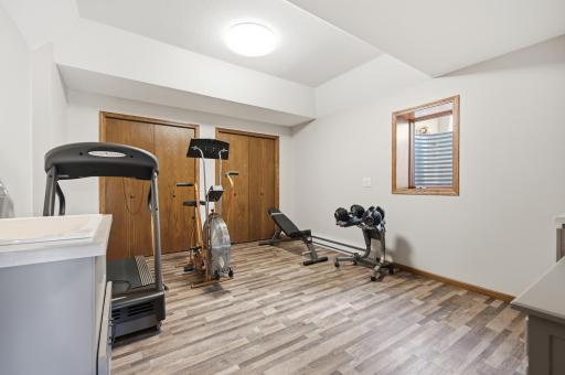 19331 Baldwin Street NW, Elk River, MN 55330