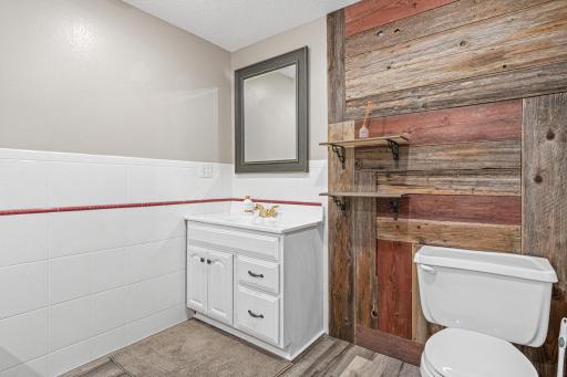 1400 Field Creek Cir, Victoria-29.jpg