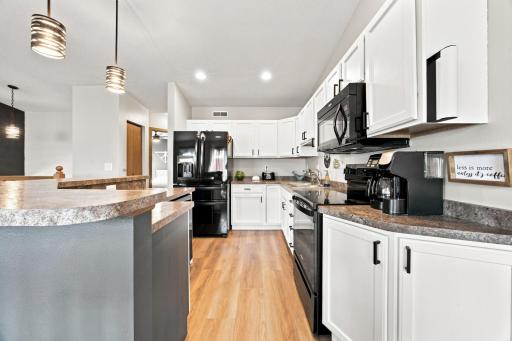 Kitchen - new appliances