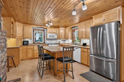 6119 County Road 10 SE, Dover, MN 55929