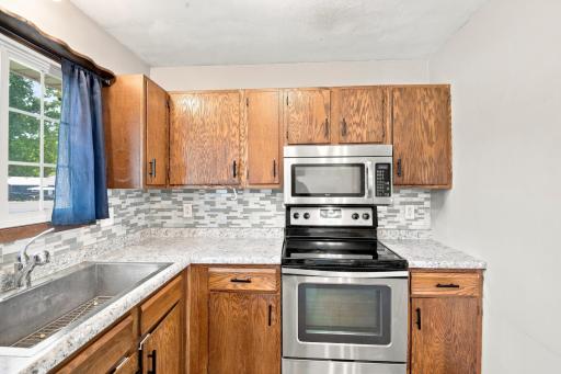 635 23rd Street NE, Owatonna, MN 55060