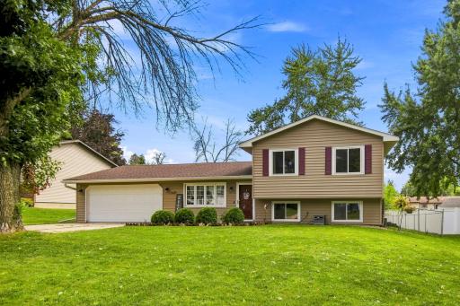 635 23rd Street NE, Owatonna, MN 55060