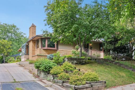 Photo for 612 Russell Avenue S, Minneapolis, MN 55405 - listing #7133873 612 Russell Avenue S, Minneapolis, MN 55405