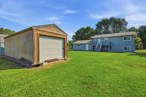 2004 25th Street SW, Willmar, MN 56201