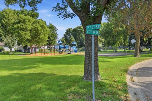 2004 25th Street SW, Willmar, MN 56201