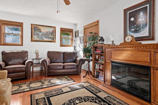 5563 Asbury Street, Shoreview, MN 55126