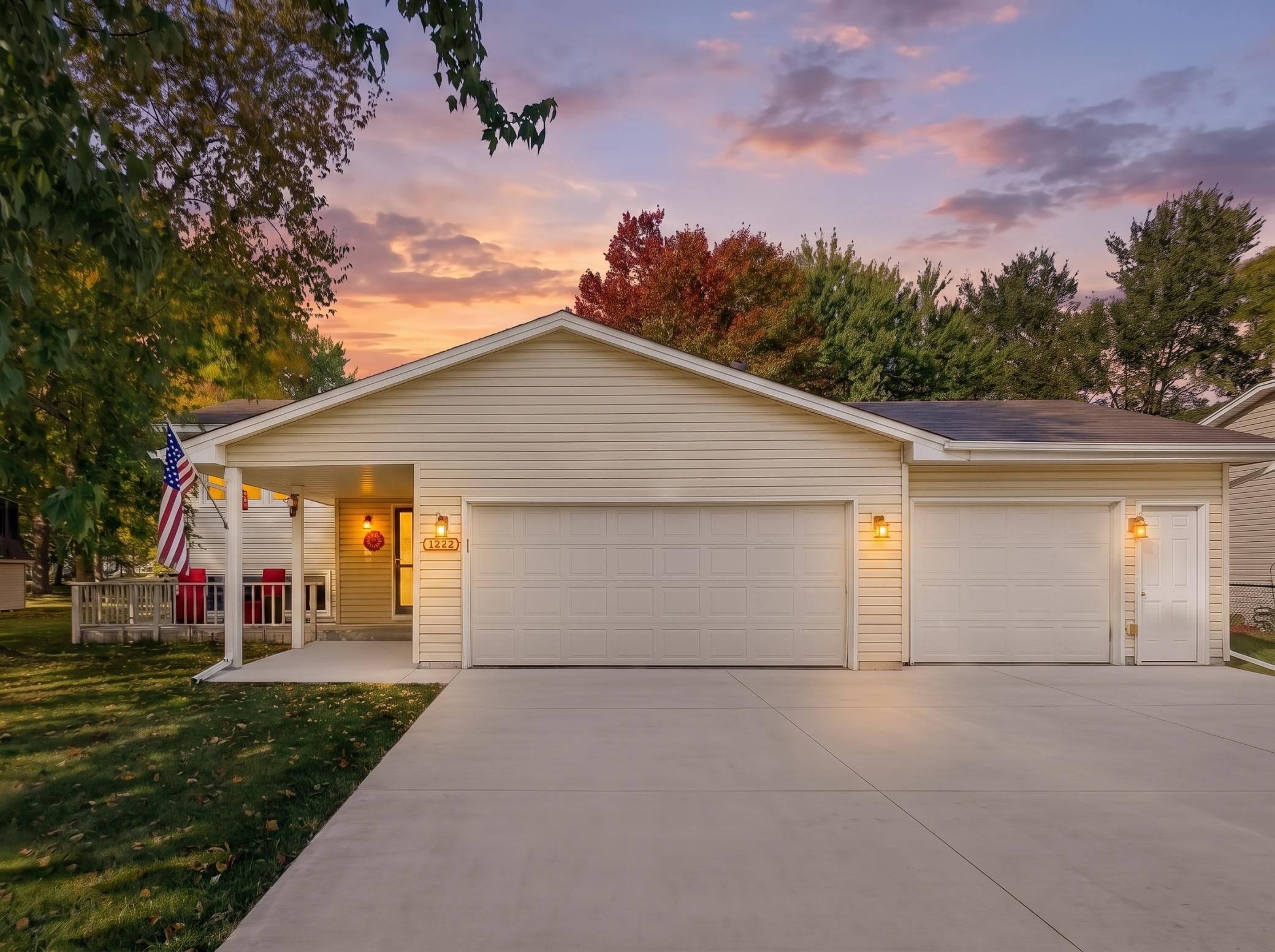 5563 Asbury Street, Shoreview, MN 55126