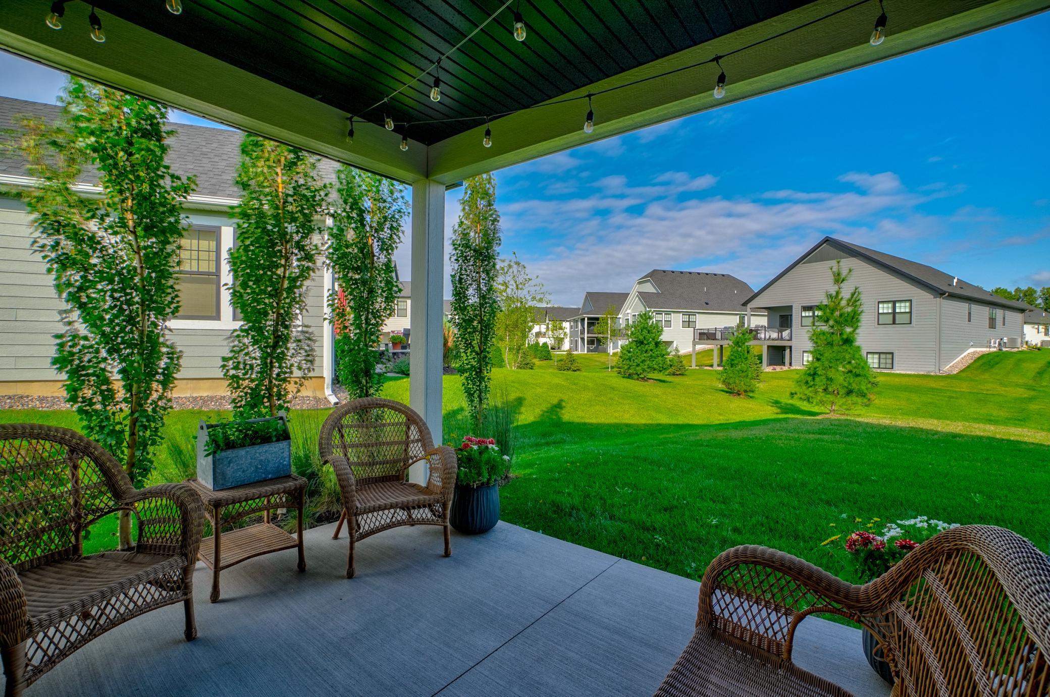 11404 Kings Ct N-64.jpg