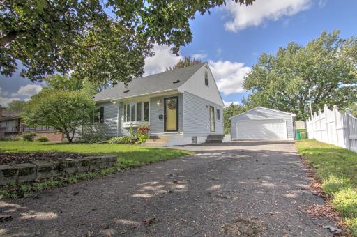 5619 Vera Cruz Avenue N, Crystal, MN 55429