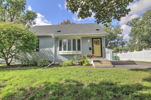 5619 Vera Cruz Avenue N, Crystal, MN 55429