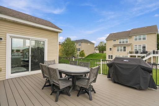 9324 Summerlin Road, Woodbury, MN 55129